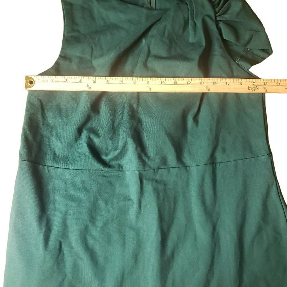 Eloquii Twisted Shoulder Sheath Dress in Botanical Green Size 16 - Picture 3 of 11